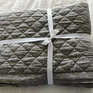 Pottery Barn Twin/XL Quilt
